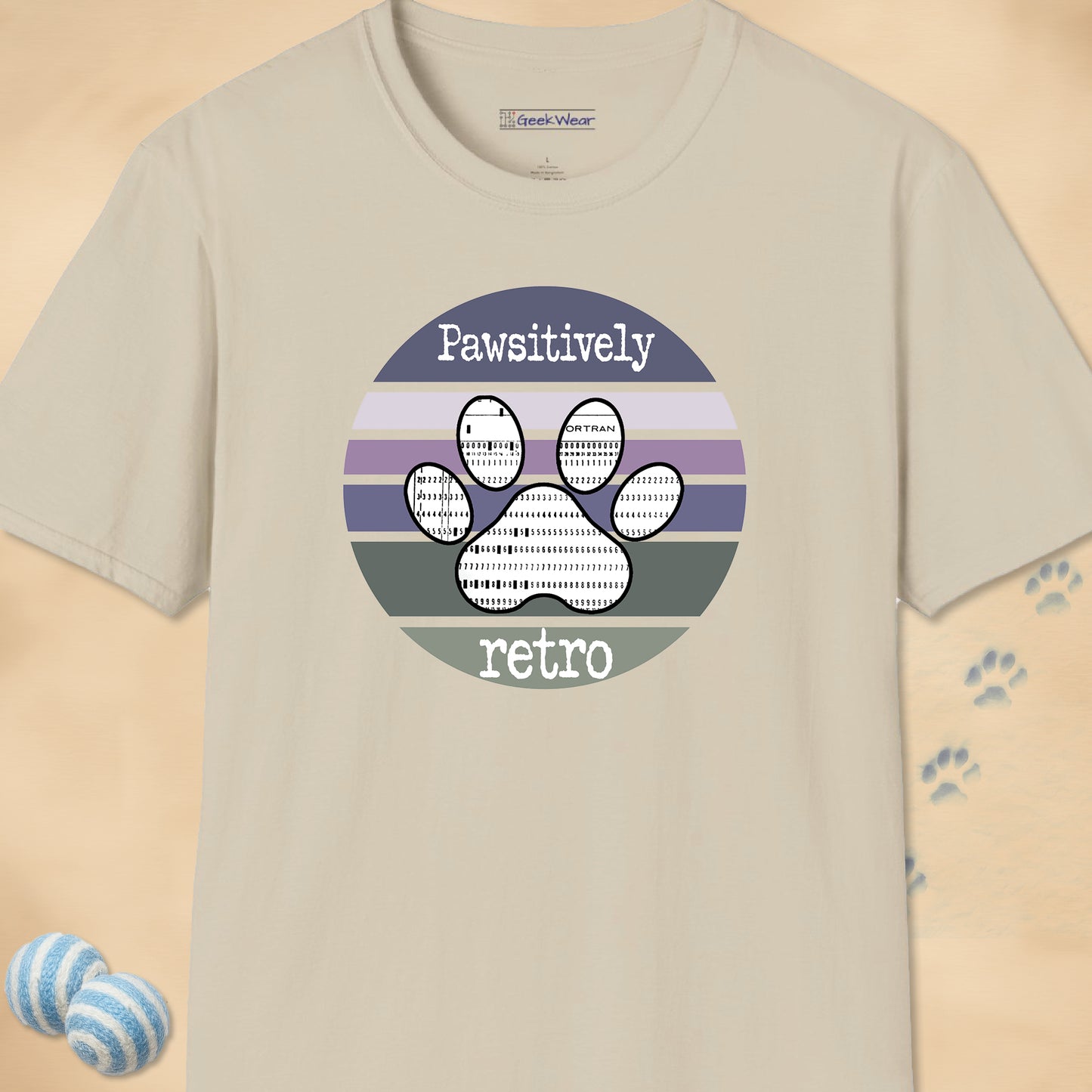 GeekWear Cat Pawsitively Retro T-Shirt