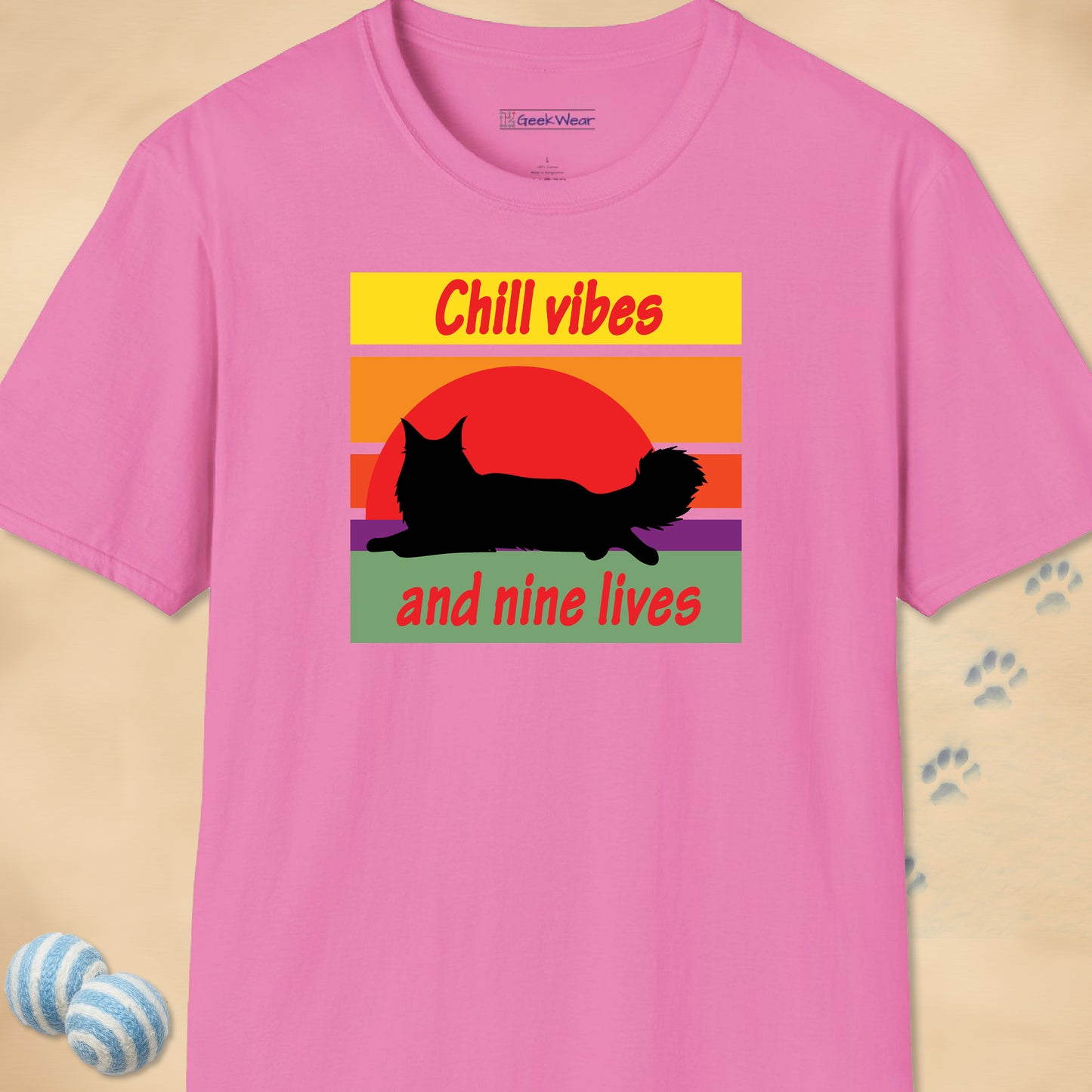 GeekWear Cat Chill T-Shirt