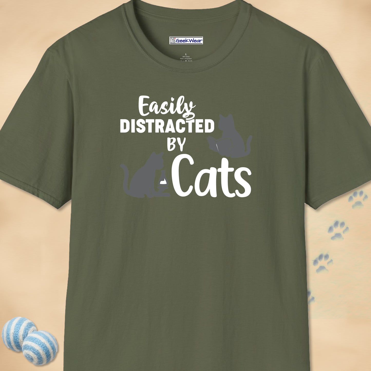 GeekWear Cats Easily Distracted T-Shirt