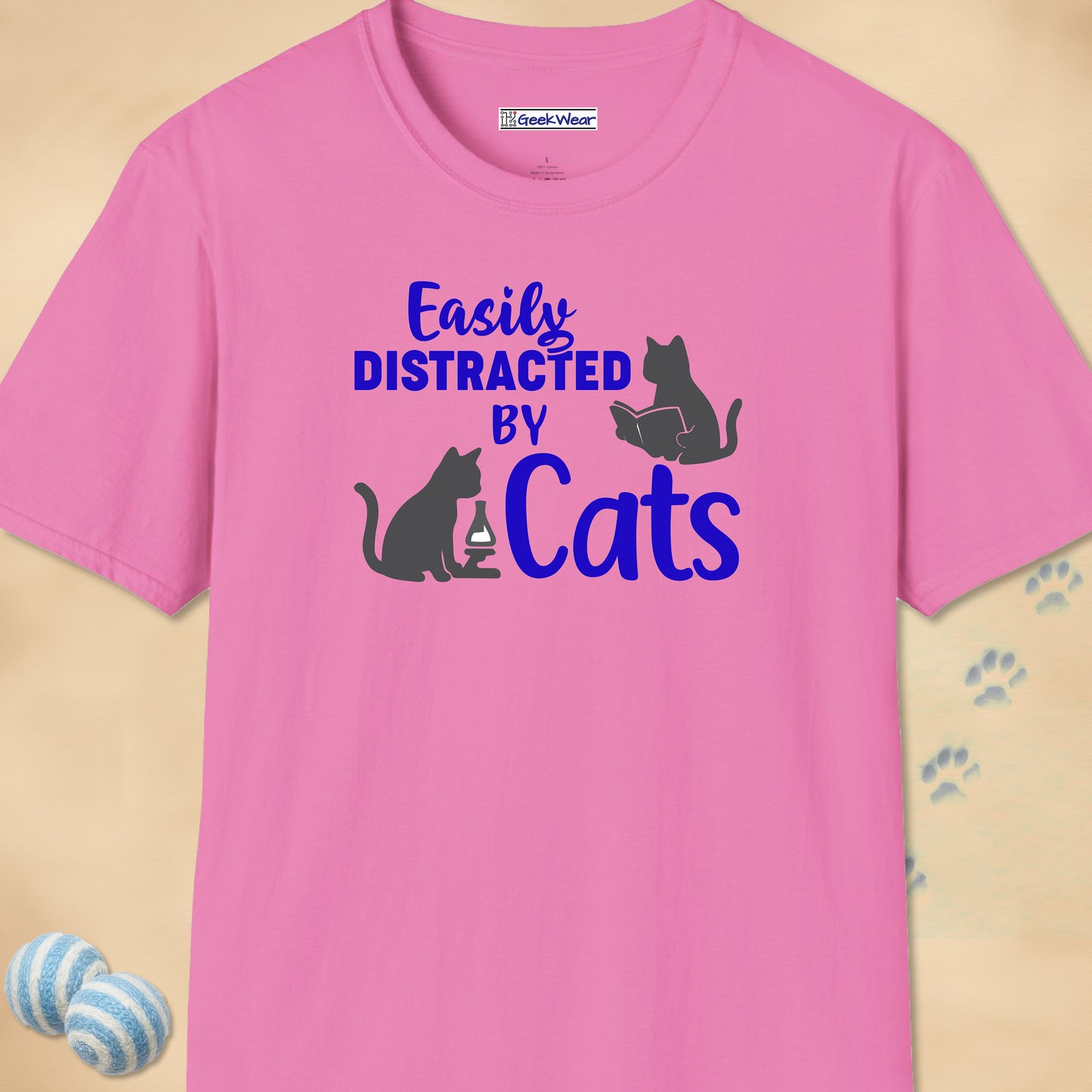 GeekWear Cats Easily Distracted T-Shirt