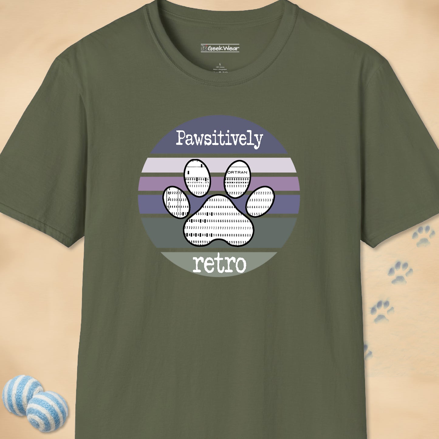 GeekWear Cat Pawsitively Retro T-Shirt