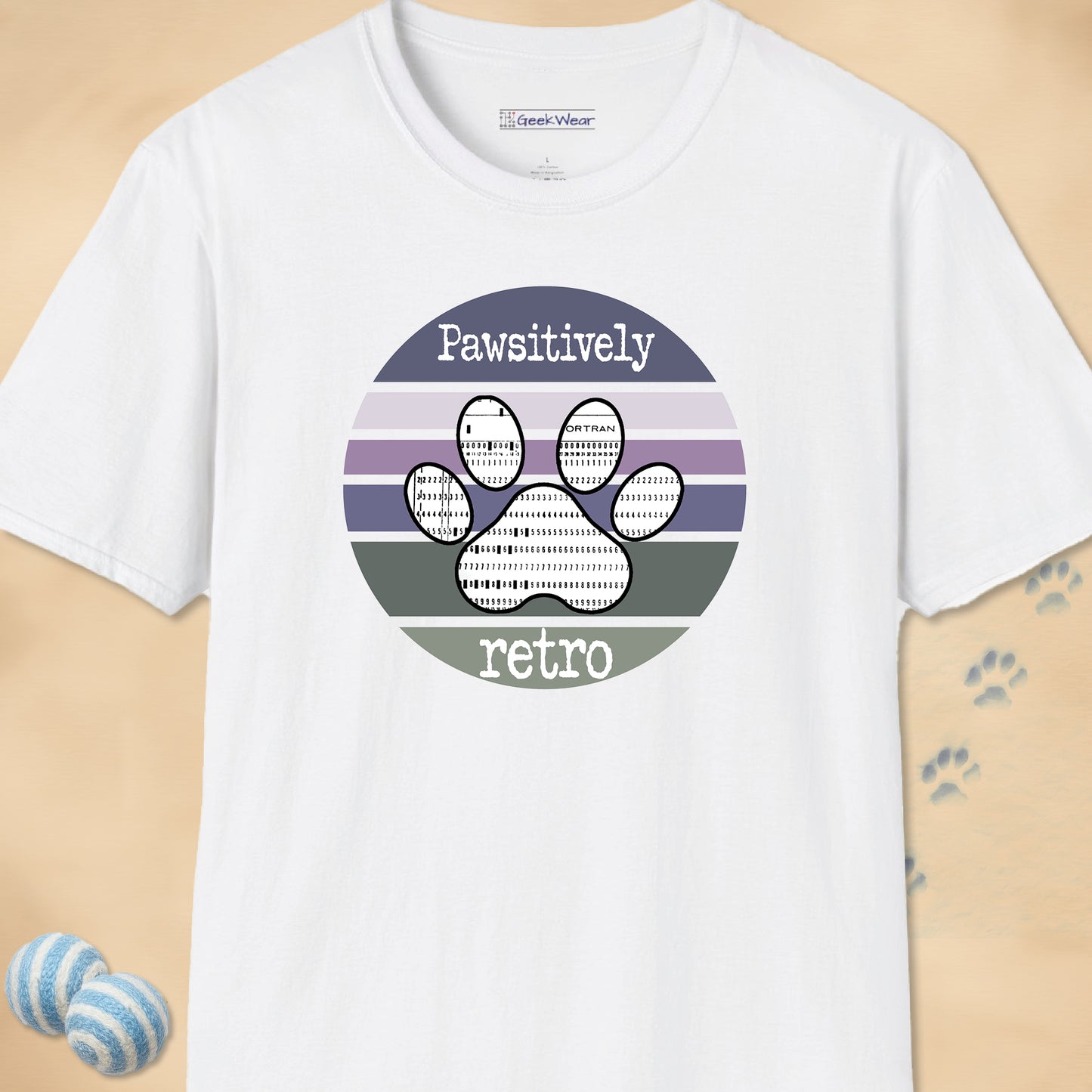 GeekWear Cat Pawsitively Retro T-Shirt