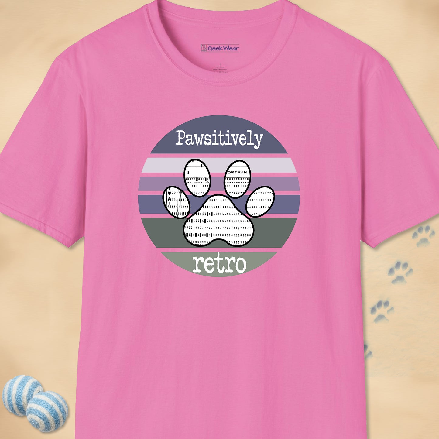 GeekWear Cat Pawsitively Retro T-Shirt